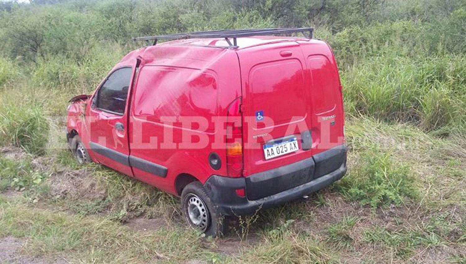 Un comerciante perdioacute la vida al estrellarse contra una gruta y caer en un canal