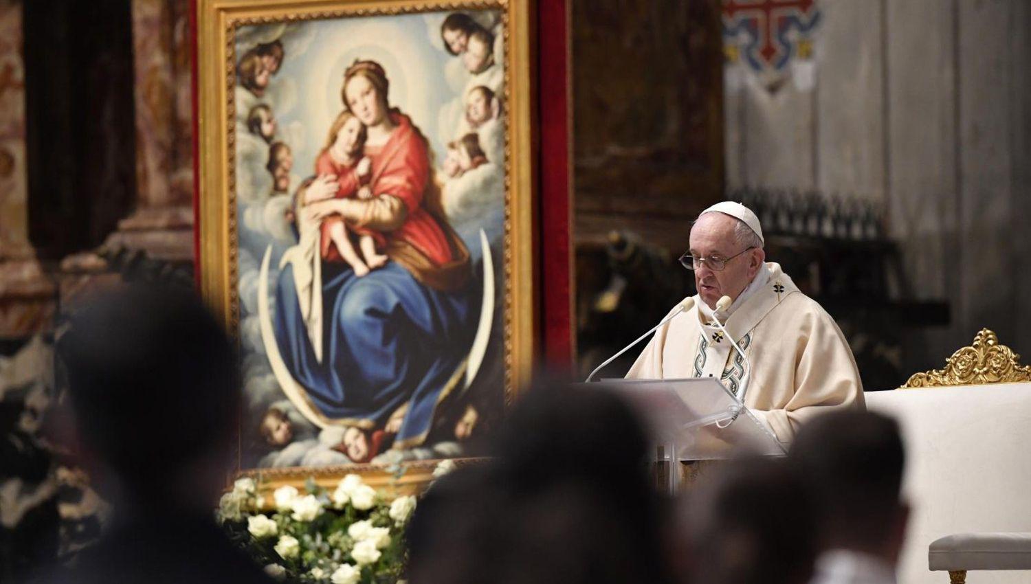 El mensaje del Papa Francisco en la previa del debate sobre el aborto- ldquoToda persona descartada es un hijo de Diosrdquo