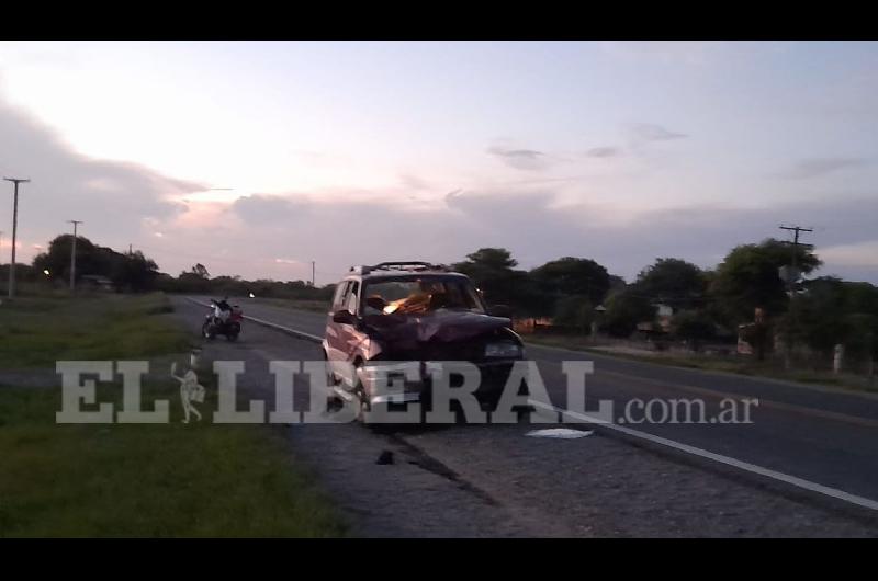 Un motociclista murioacute al colisionar contra una camioneta