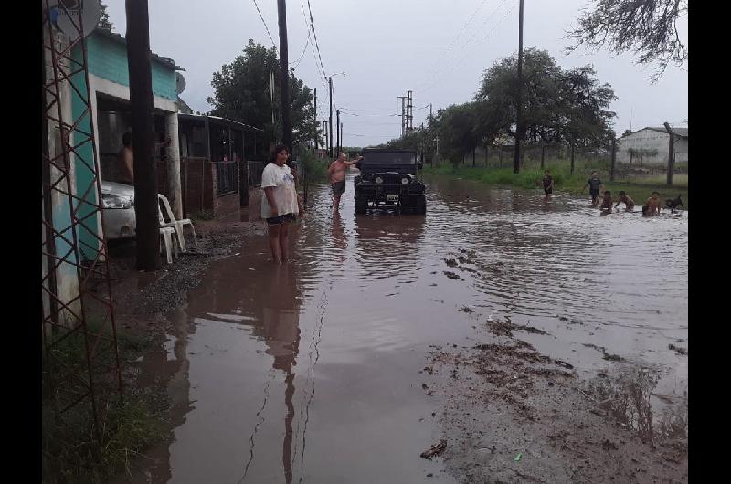 Vecinos de Bandera grabaron impresionantes tomas del temporal