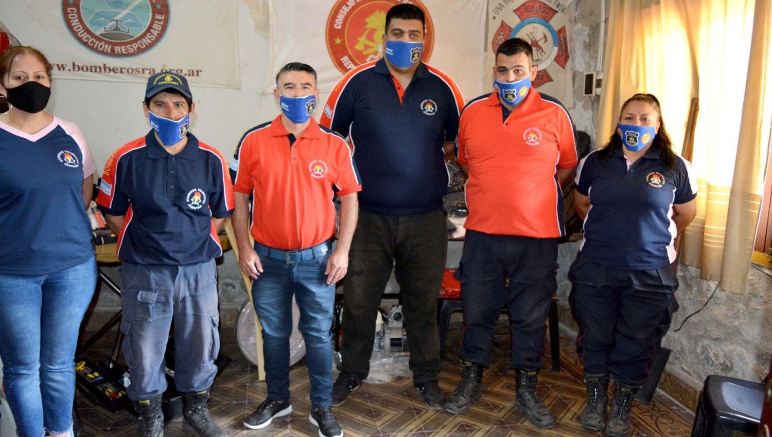 Muestra del cuerpo de bomberos voluntarios de Fernaacutendez