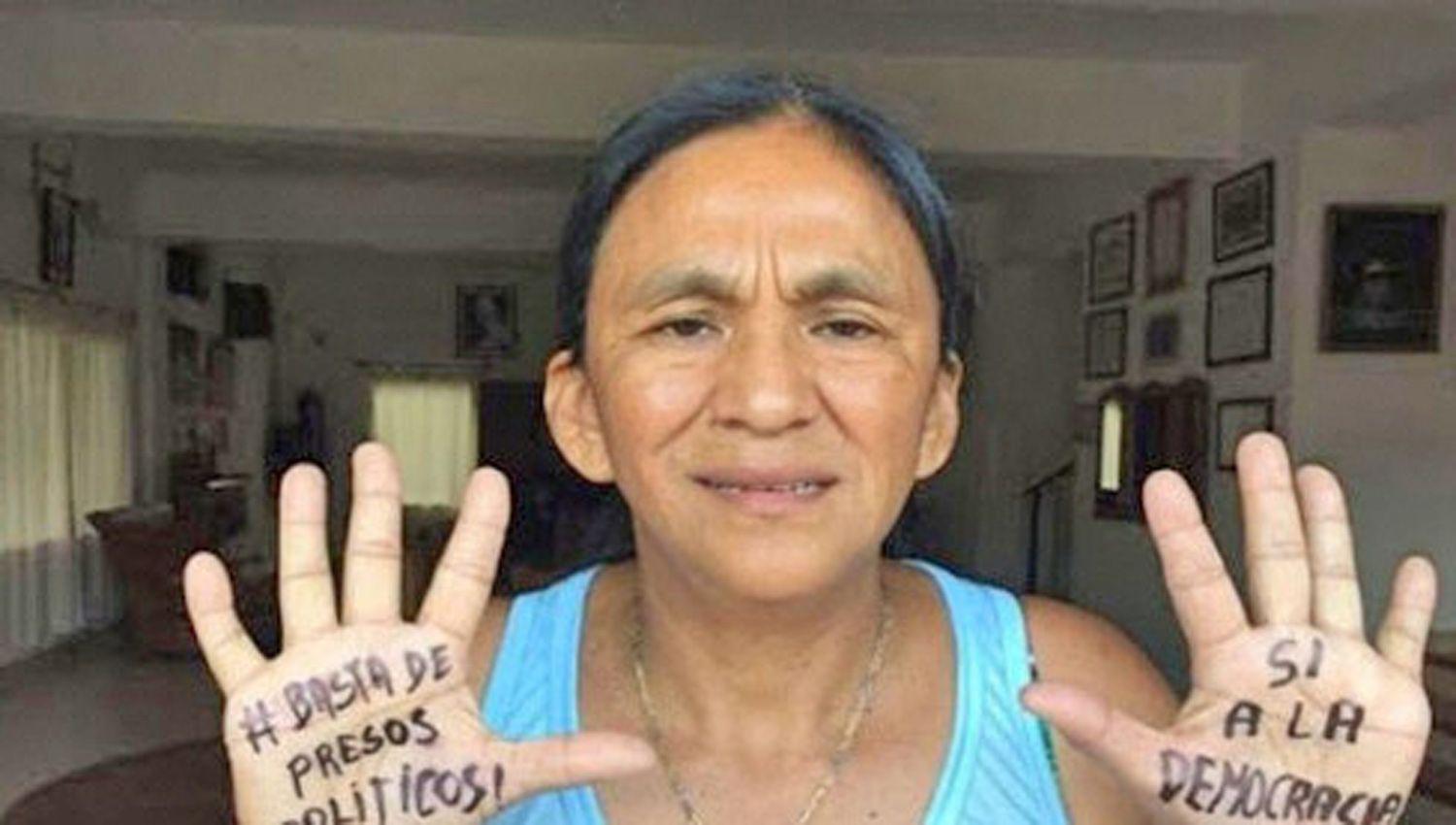 Los partidarios de Milagro Sala piden su libertad a cinco antildeos de la detencioacuten