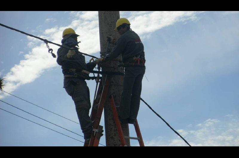 Programan cortes de electricidad para la Capital y el interior