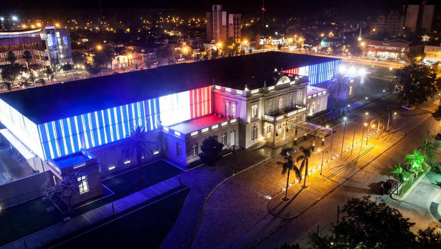 Movimiento siacutesmico sacudioacute la noche santiaguentildea