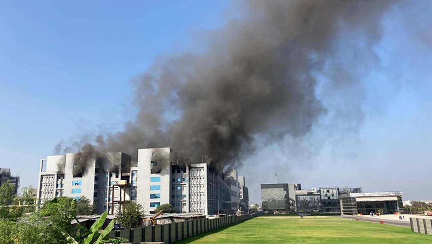 Se incendia el centro de produccioacuten de vacunas maacutes grande del mundo