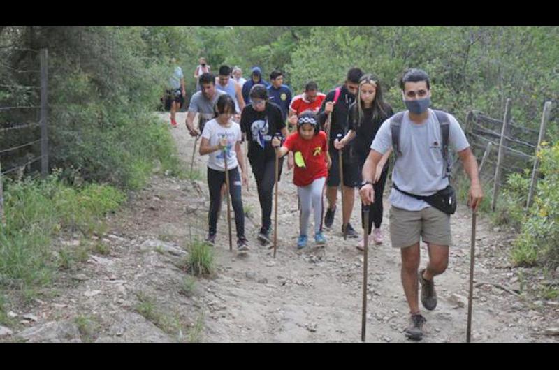 Los interesados deben inscribirse en la misma base del cerro ya que los cupos son hasta 15 personas