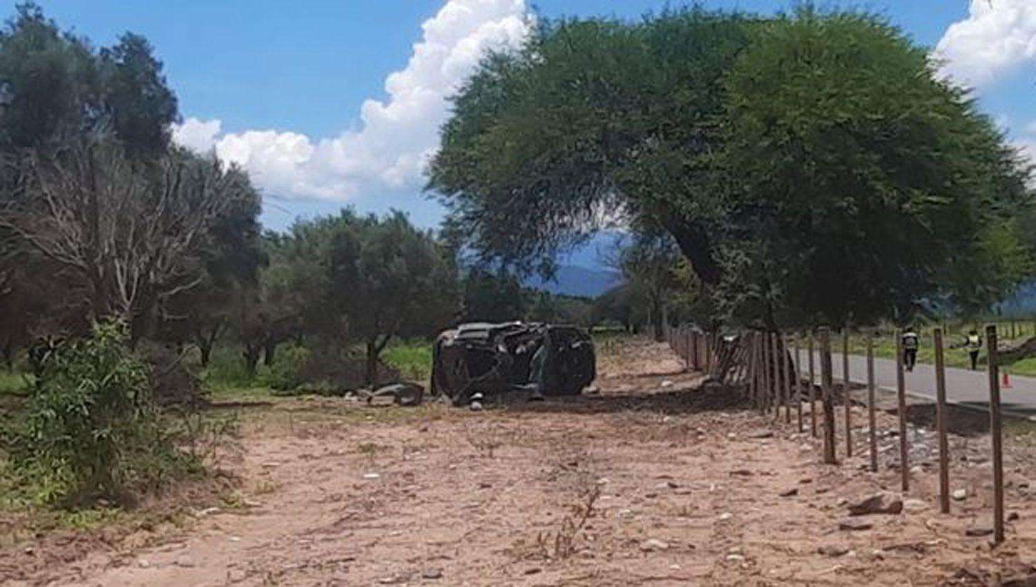 Amigas bandentildeas que iban a Salta volcaron y una murioacute