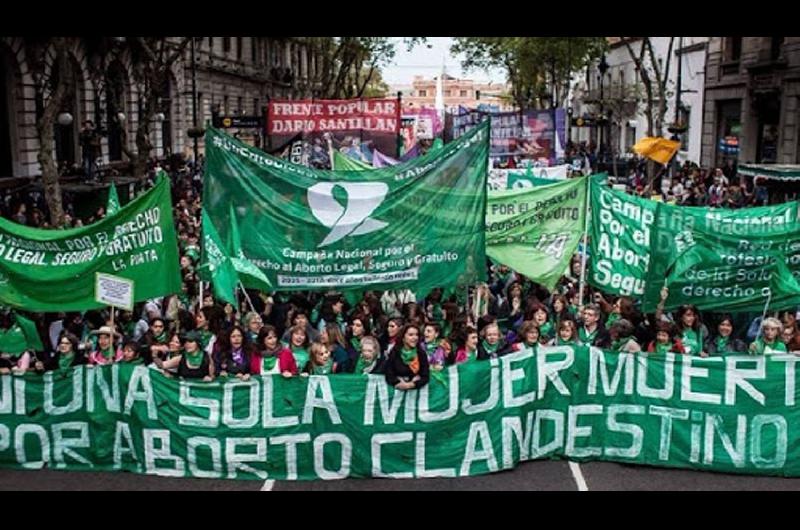 Revisaraacuten la situacioacuten de mujeres criminalizadas por abortar