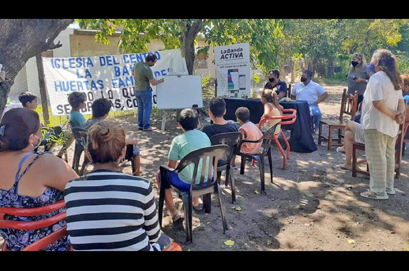 El municipio impulsa las huertas familiares con charlas informativas en los barrios