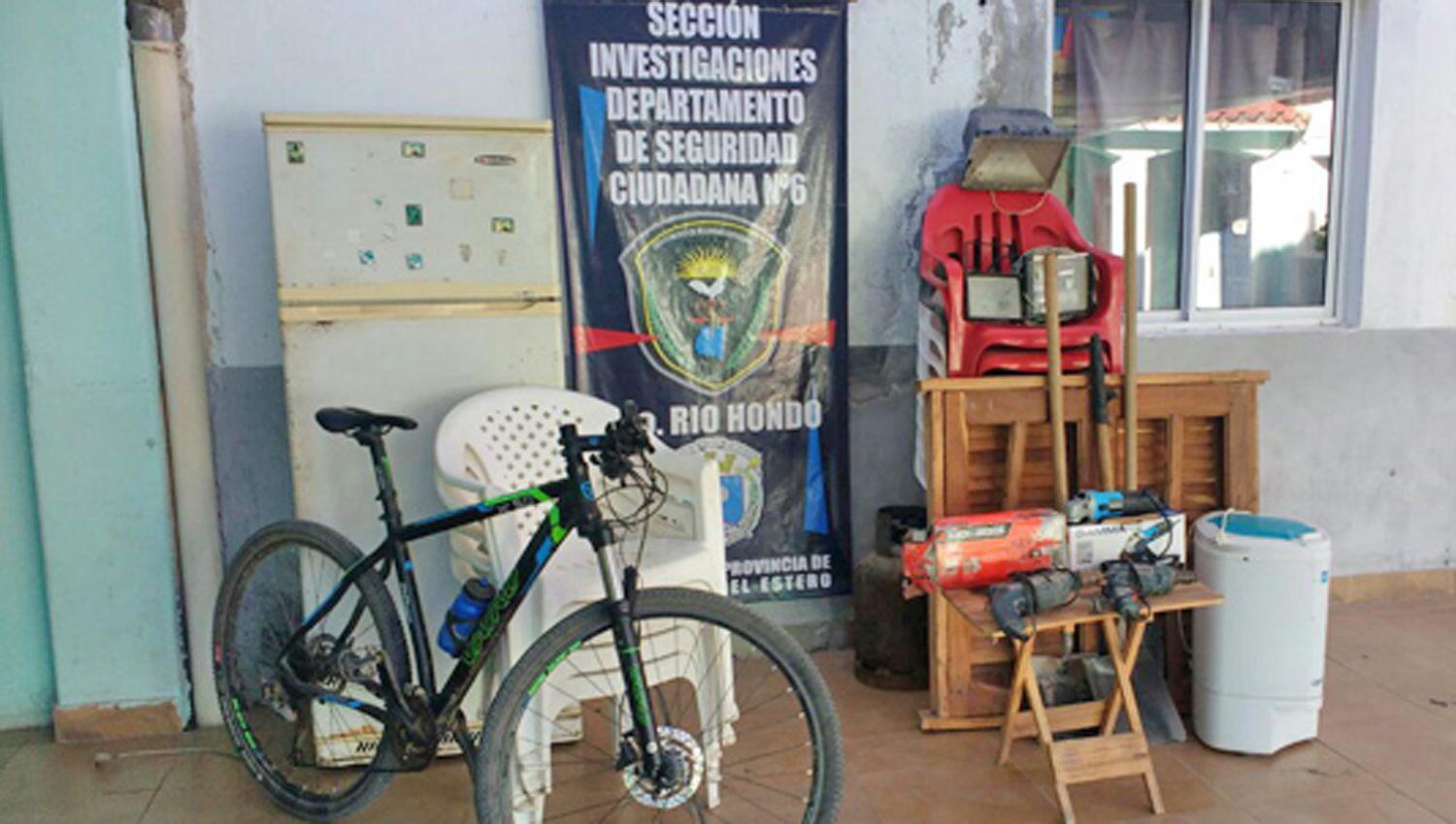 Haciacutea boquetes para ingresar a las casas a hurtar y terminoacute tras las rejas