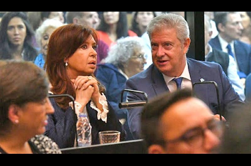 Reanudan mantildeana el juicio a Cristina por la obra puacuteblica