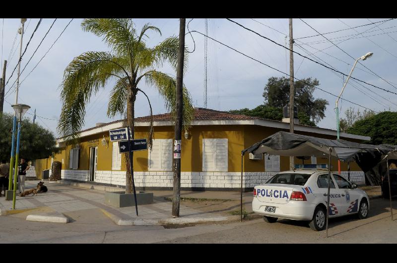 Preventiva o libertad para tres policiacuteas por supuesto abuso en la Seccional 32