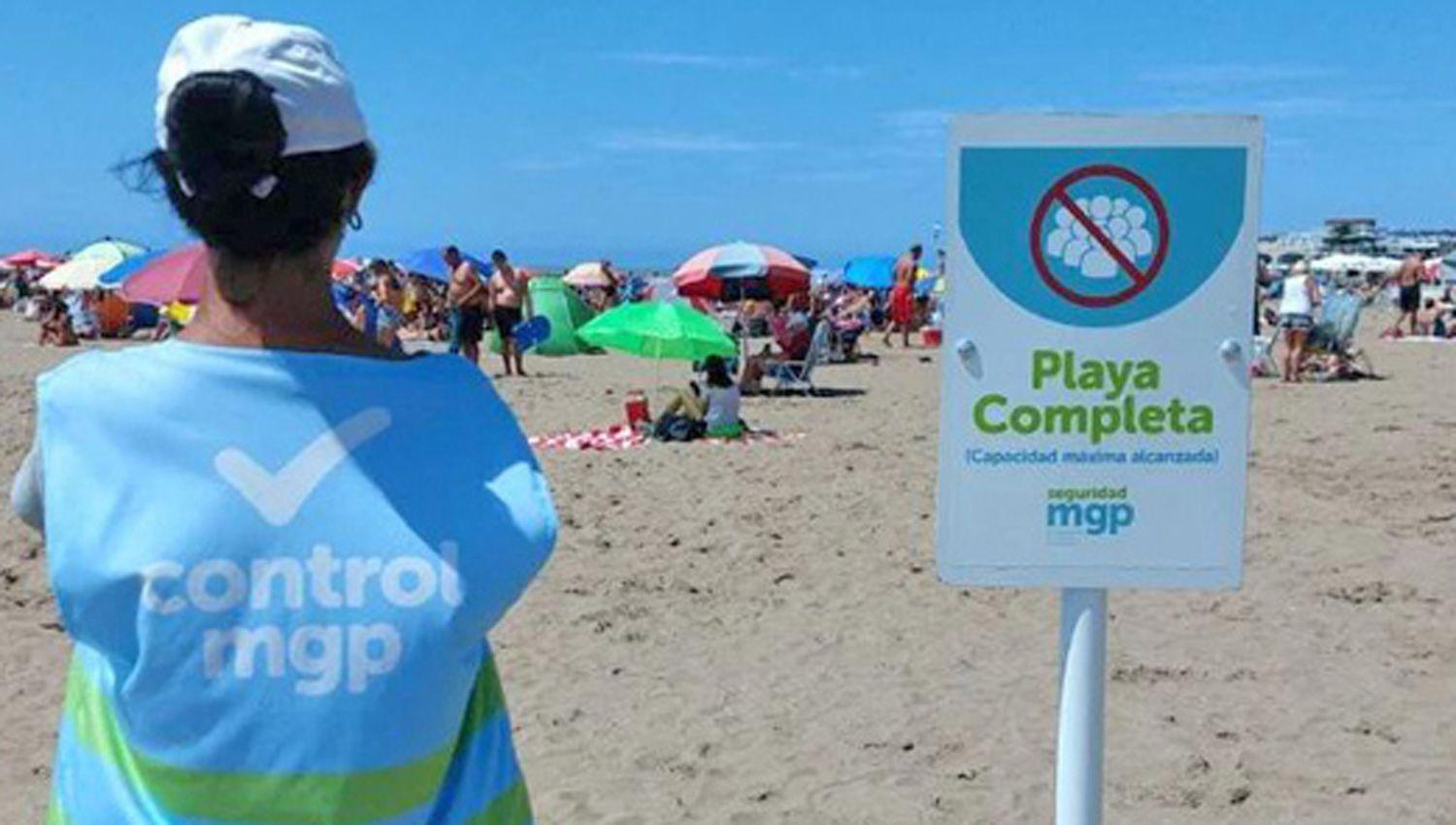 Volvioacute el sol a Mar del Plata y varias playas colmaron su capacidad