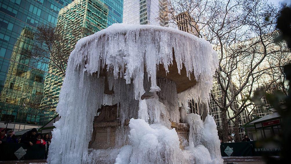 Una zambullida polar azota a Estados Unidos y Texas estaacute cubierto de nieve