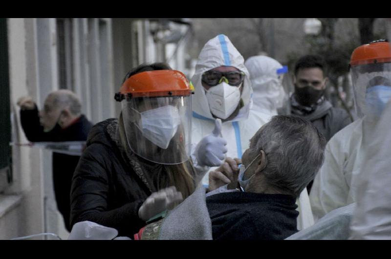 Misiones- detectan un brote de coronavirus en un geriaacutetrico con 30 casos positivos