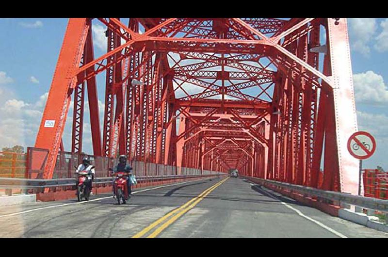 Este jueves y viernes cortaraacuten el Puente Carretero por tareas de mantenimiento