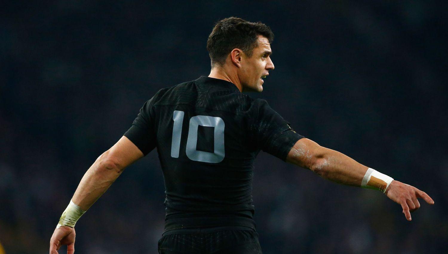 A los 38 antildeos se retiroacute el neozelandeacutes Dan Carter el mejor medio apertura de todos los tiempos