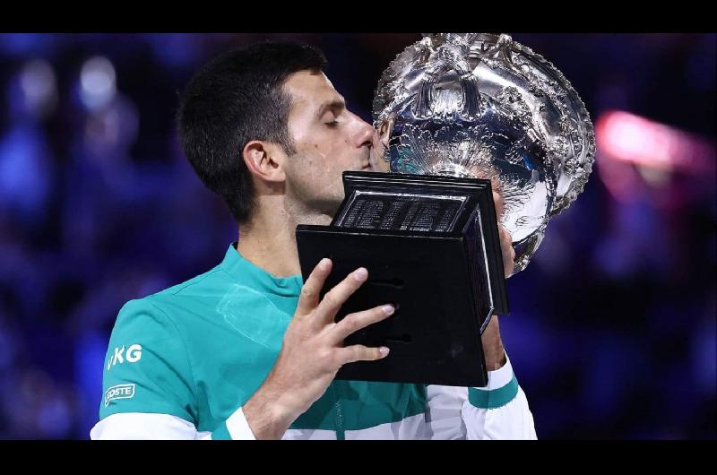 El imparable Novak Djokovic se coronoacute campeoacuten del Abierto de Australia por novena vez