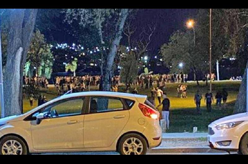 Preocupa el descontrol que se produce todas las noches en la costanera de Villa Carlos Paz