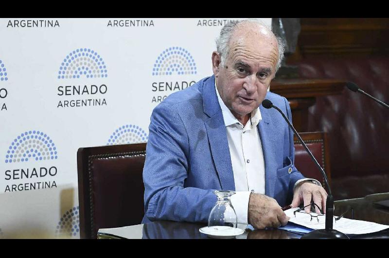 Oscar Parrilli sobre Laacutezaro Baacuteez- ldquoLo condenaron por ser morocho es un fallo racistardquo