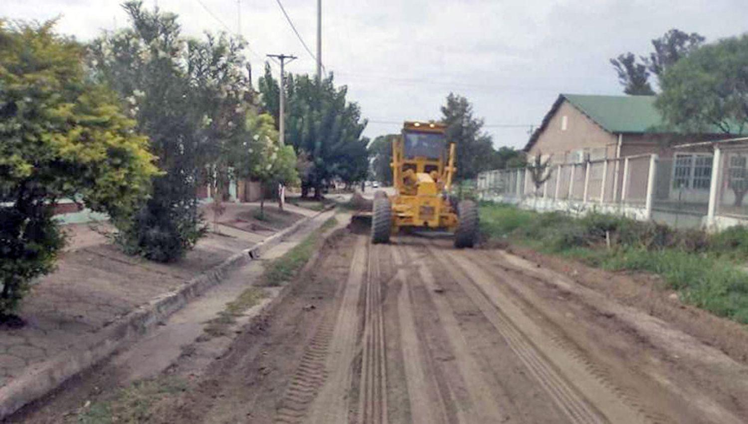 Realizan trabajos de mejoras de calles de San Pedro de Guasayaacuten