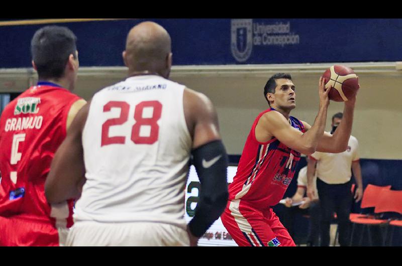 Mainoldi jugó anoche su segundo partido con la camiseta de Quimsa y terminó con 6 puntos (2 de 3 en triples) y 7 rebotes