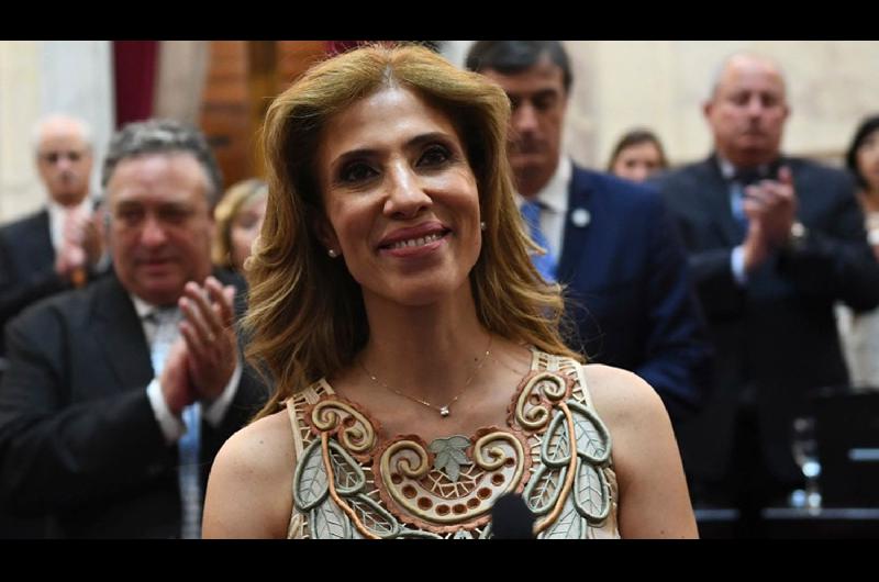 La senadora Claudia de Zamora celebroacute el Diacutea Internacional de la Mujer con un llamado a forjar una sociedad maacutes inclusiva