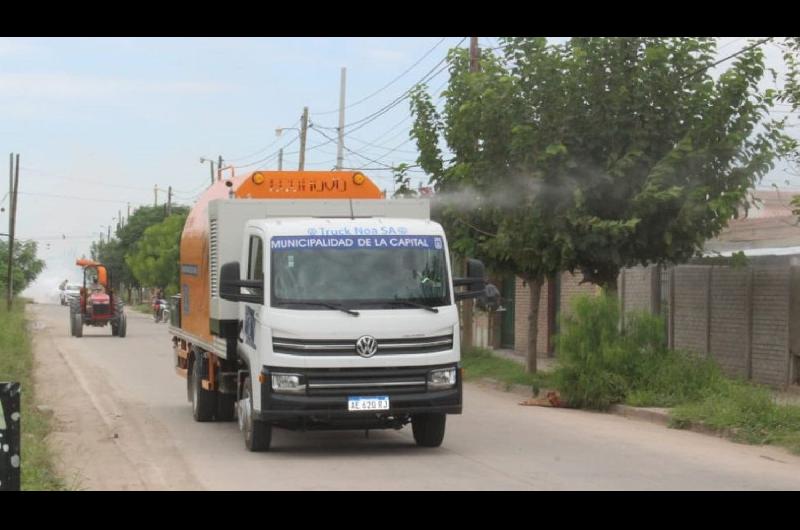 El programa de fumigaciones de la Municipalidad avanza en el barrio 750 viviendas