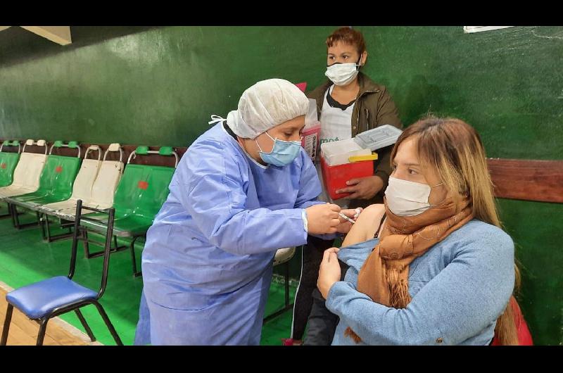 Inician hoy la campantildea de vacunacioacuten con las dosis de refuerzo contra el Covid-19