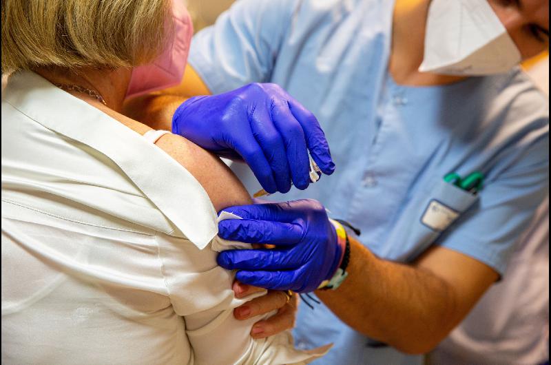 Adelantan la campantildea de vacunacioacuten antigripal por el brote de influenza