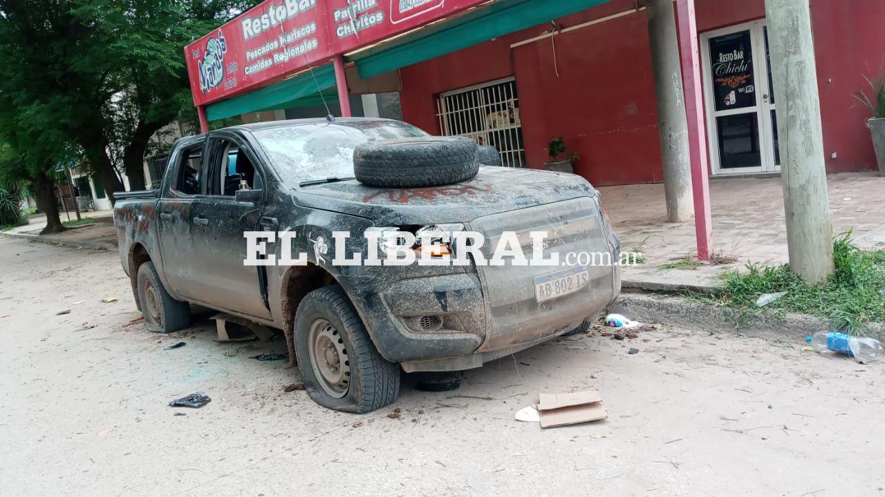 Incidentes en Quimiliacute terminan con dantildeos en una camioneta del duentildeo de Manaos