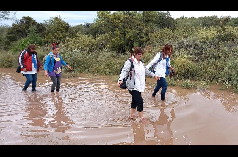 Torrencial lluvia generoacute complicaciones en Salavina