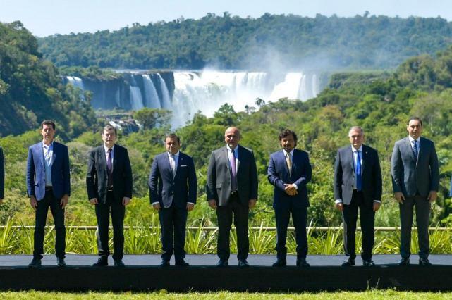 Manzur- Desde el gobierno nacional trabajamos comprometidamente por el desarrollo federal