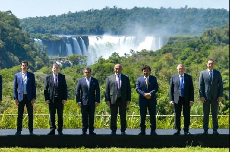 Manzur- Desde el gobierno nacional trabajamos comprometidamente por el desarrollo federal