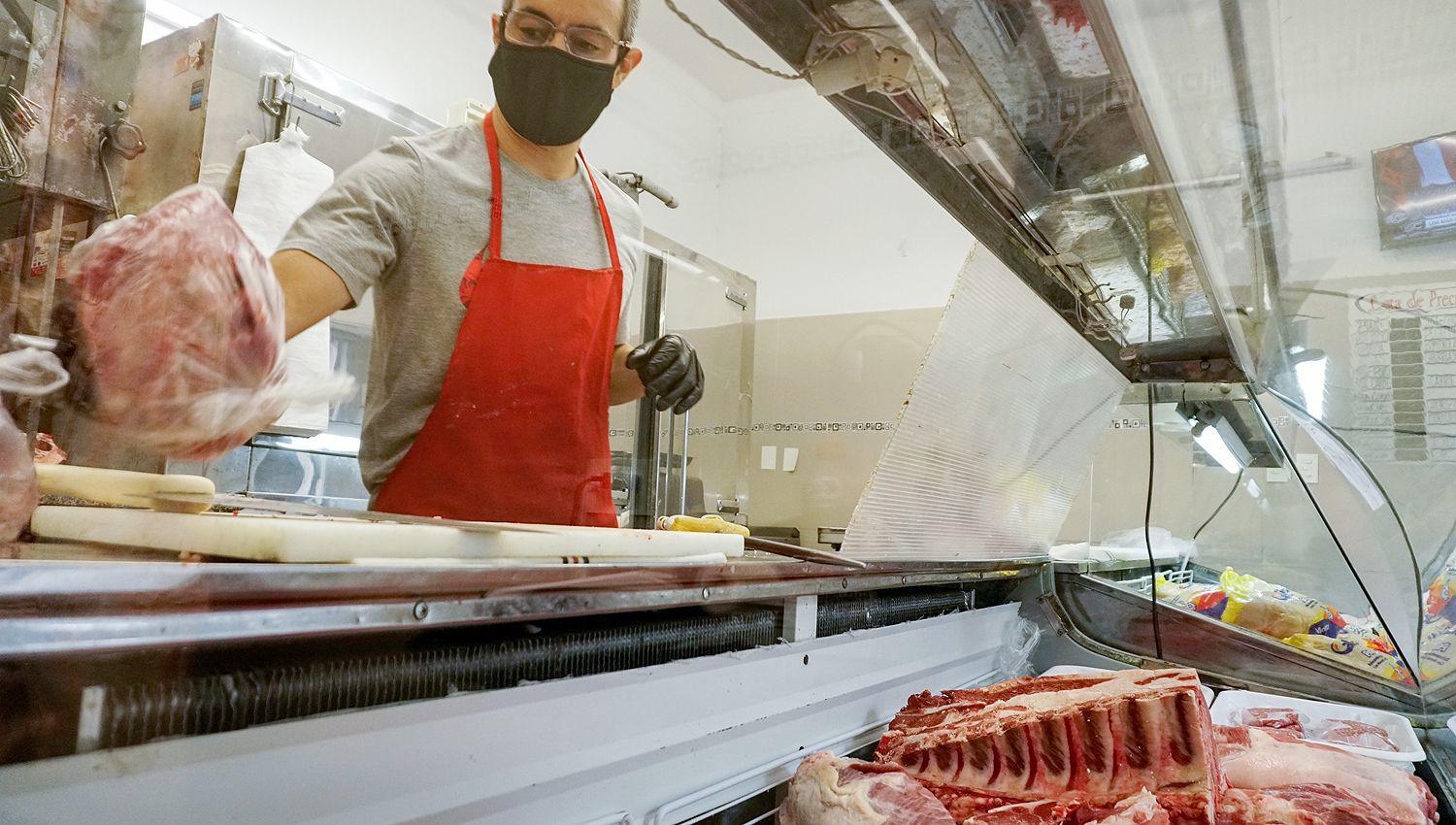 El consumo de carne vacuna cayoacute 27-en-porciento- en la comparacioacuten interanual de marzo