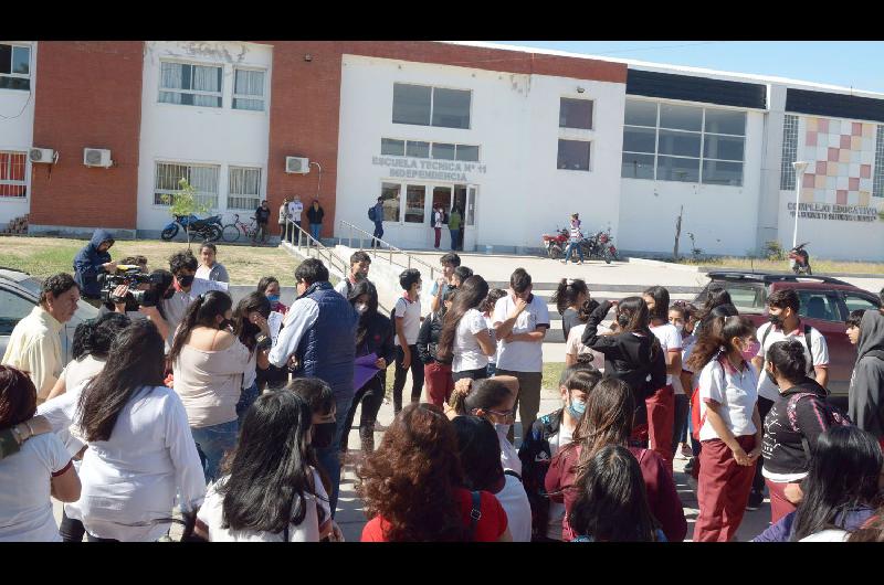 Otros dos docentes fueron denunciados por acoso sexual en la Escuela Teacutecnica Ndeg 11