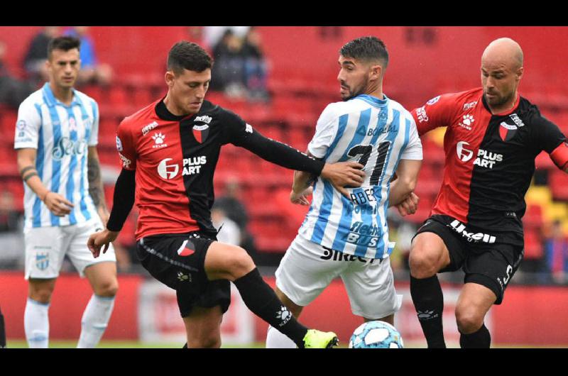 Atleacutetico Tucumaacuten y Coloacuten empataron en el inicio de la accioacuten de saacutebado