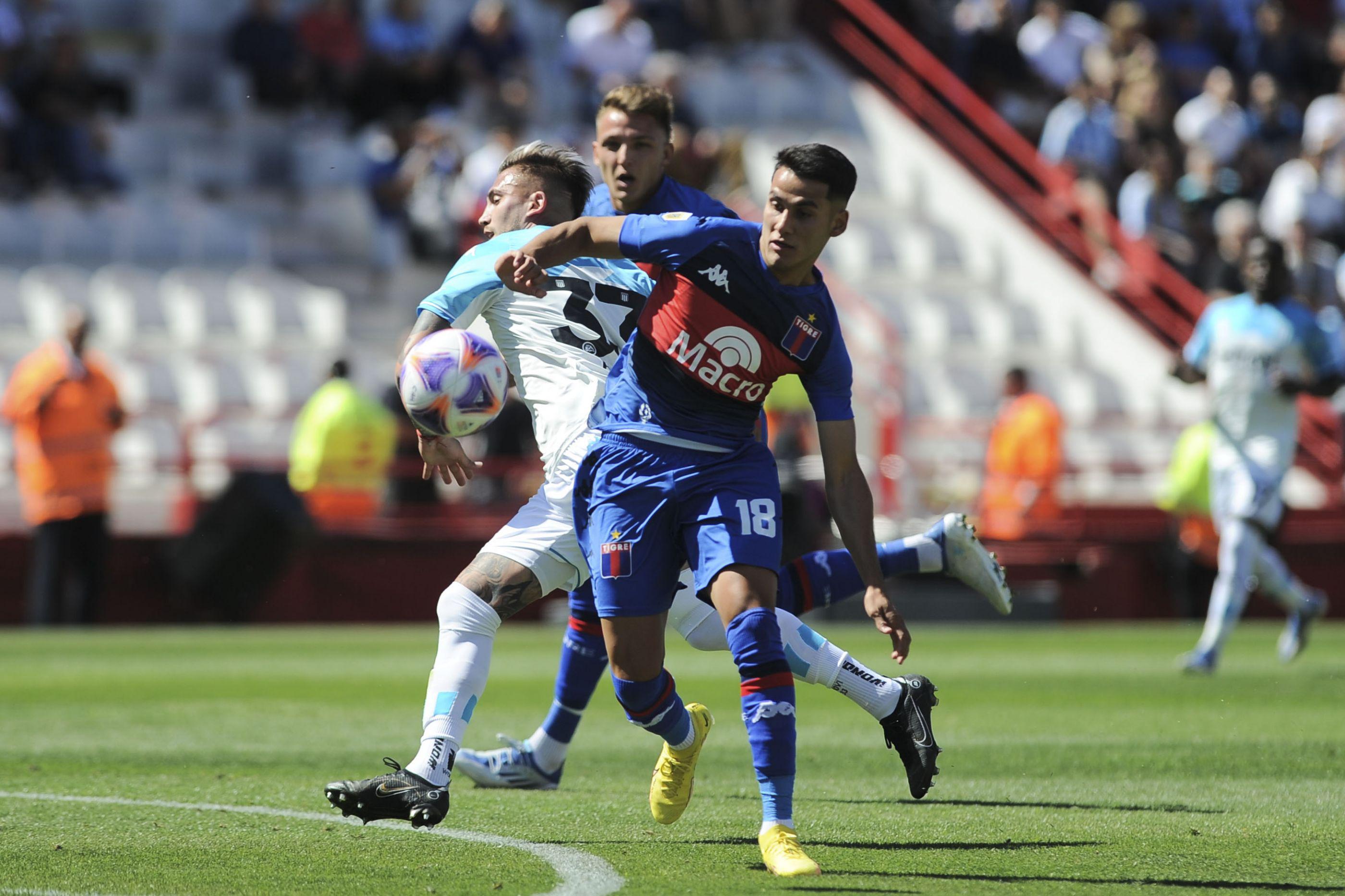 En un partidazo Racing derrotoacute a Tigre y definiraacute contra Boca el Trofeo de Campeones