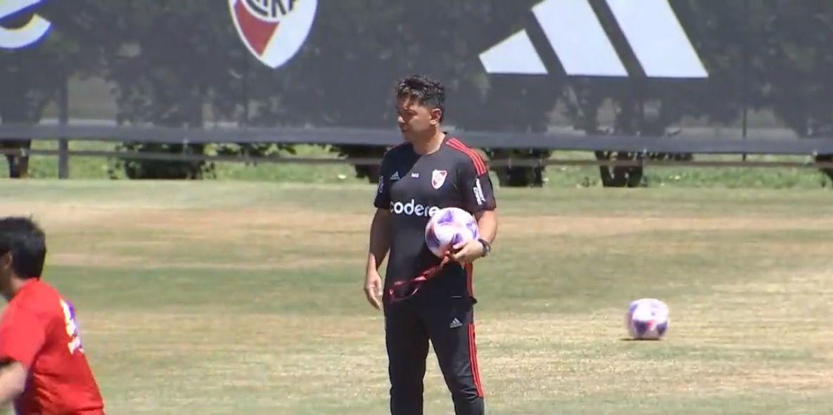 Gallardo se despide de River- asiacute fue la uacuteltima praacutectica en el River Camp