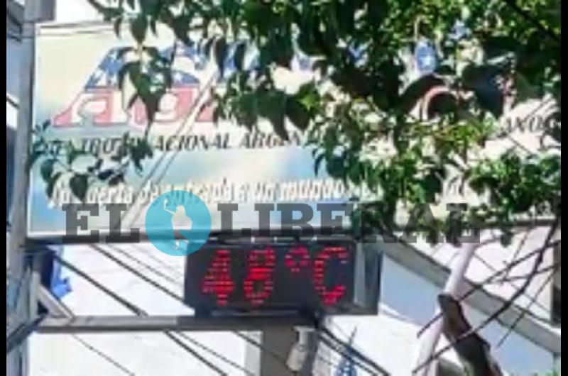 iexclUn infierno El termoacutemetro de Asicana marca 48deg en plena siesta santiaguentildea