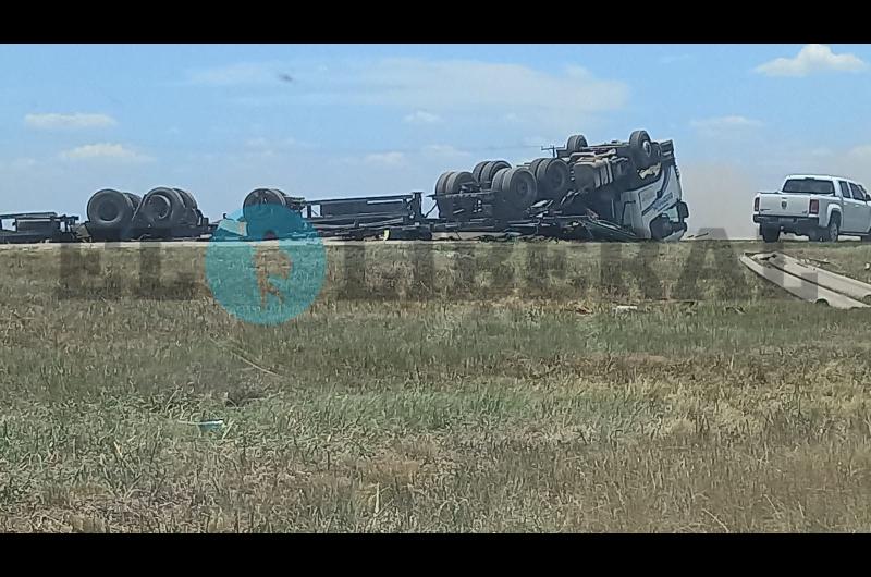 Violento choque de camiones en la Ruta Nacional 34