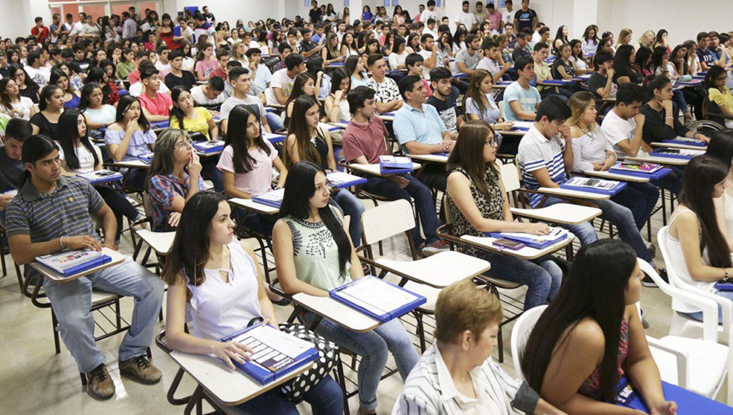 Estaacuten abiertas las inscripciones al Curso de Ingreso a la Universidad Catoacutelica de Santiago del Estero