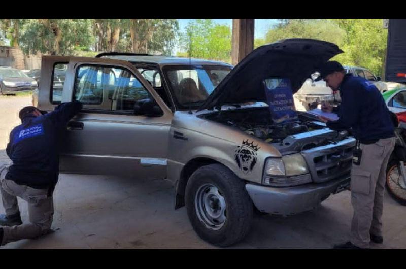 Sacan de circulacioacuten camioneta con numeracioacuten trucha