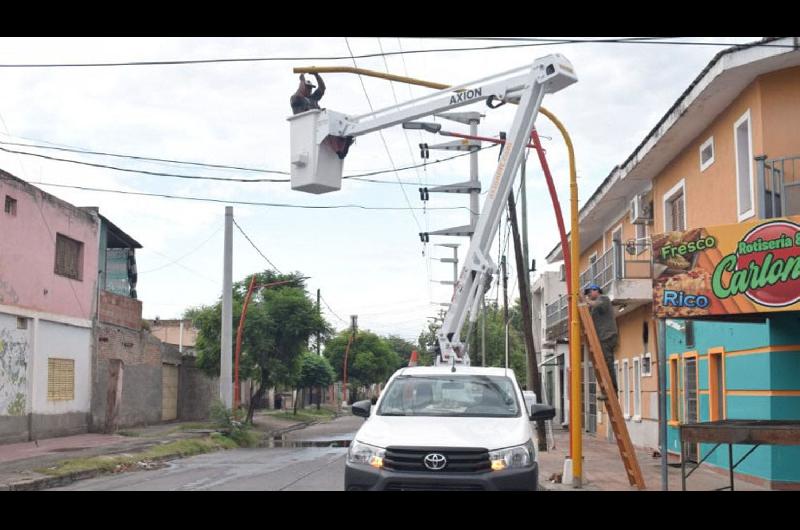 Colocan nuevos semaacuteforos y cambiaraacuten sentido de calles