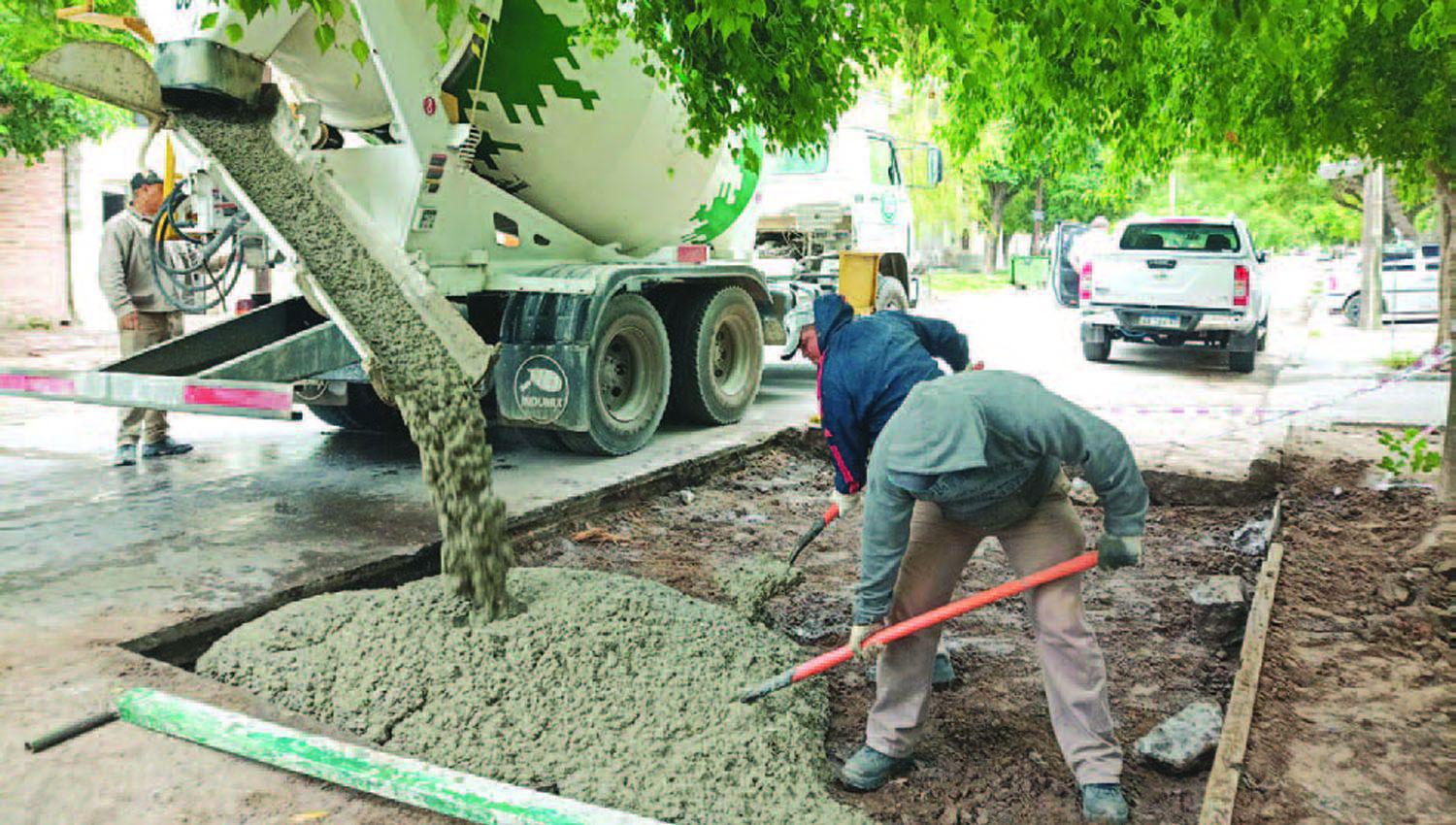 La Municipalidad de La Banda sigue desarrollando un amplio plan de reparacioacuten de calles en toda la ciudad