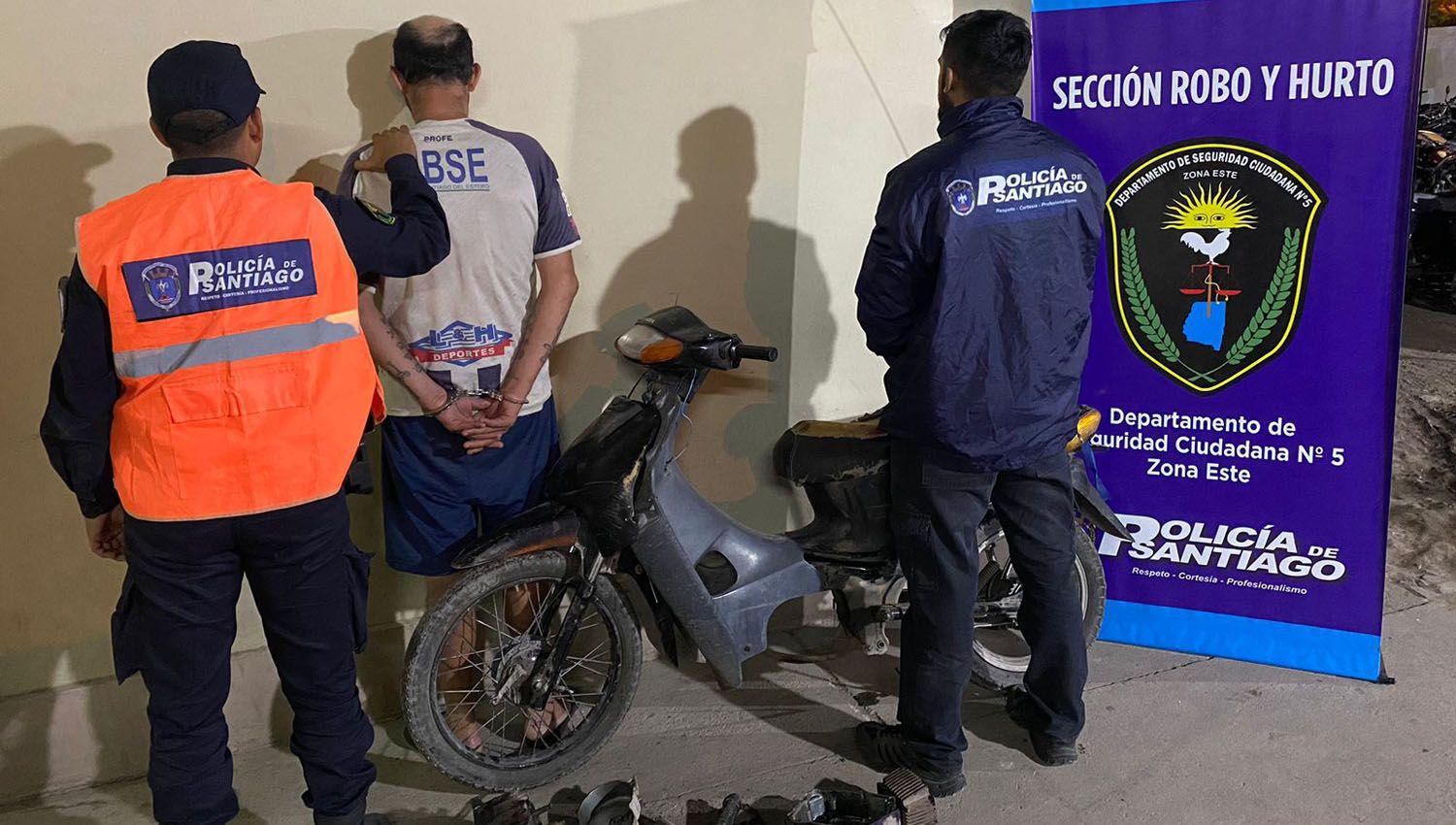 Recuperan una moto que habiacutea sido vendida en el barrio La Catoacutelica