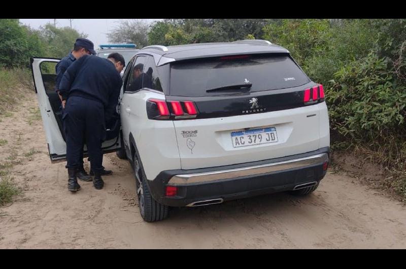 Locura- Engantildeoacute a un turista le roboacute el auto y se tiroteoacute con la policia