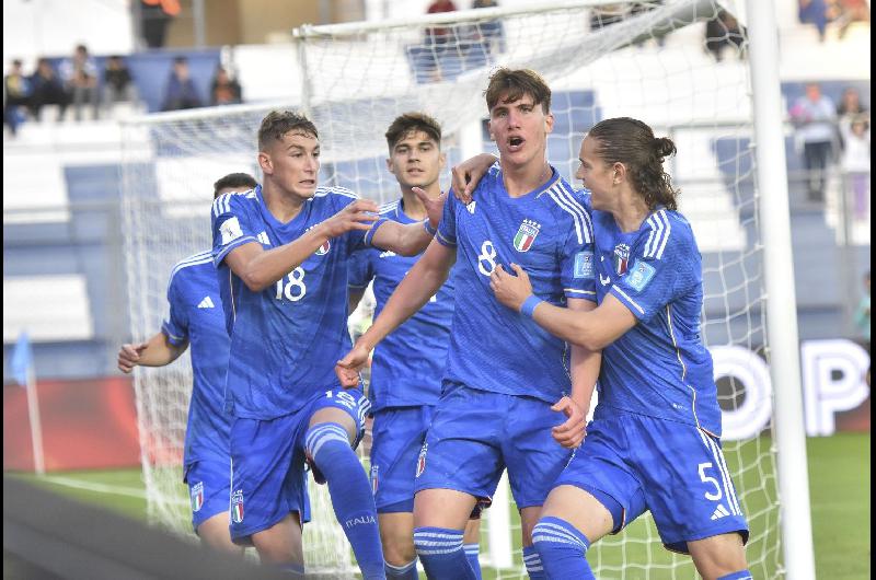 Italia impone su jerarquiacutea y pasa a semifinales del Mundial Sub 20