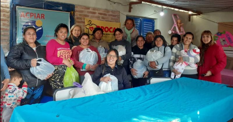 Solidaridad- asociaciones se unen para ayudar a madres e hijos