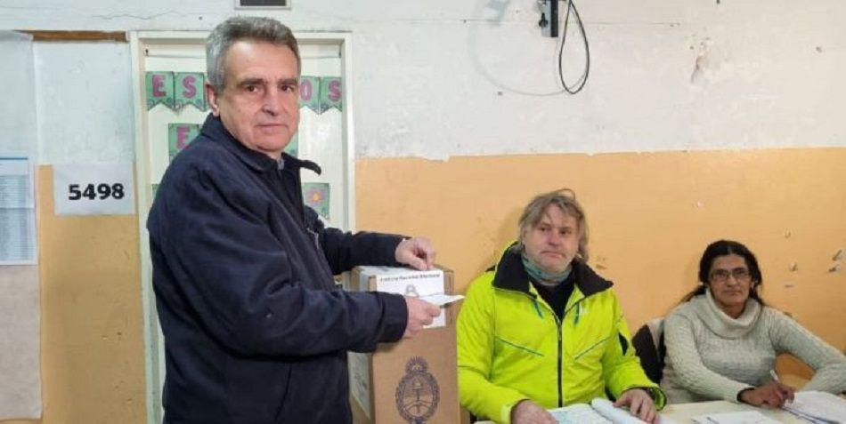 Votoacute Agustiacuten Rossi- ldquoEs importante que venga la mayor cantidad de argentinos a votarrdquo